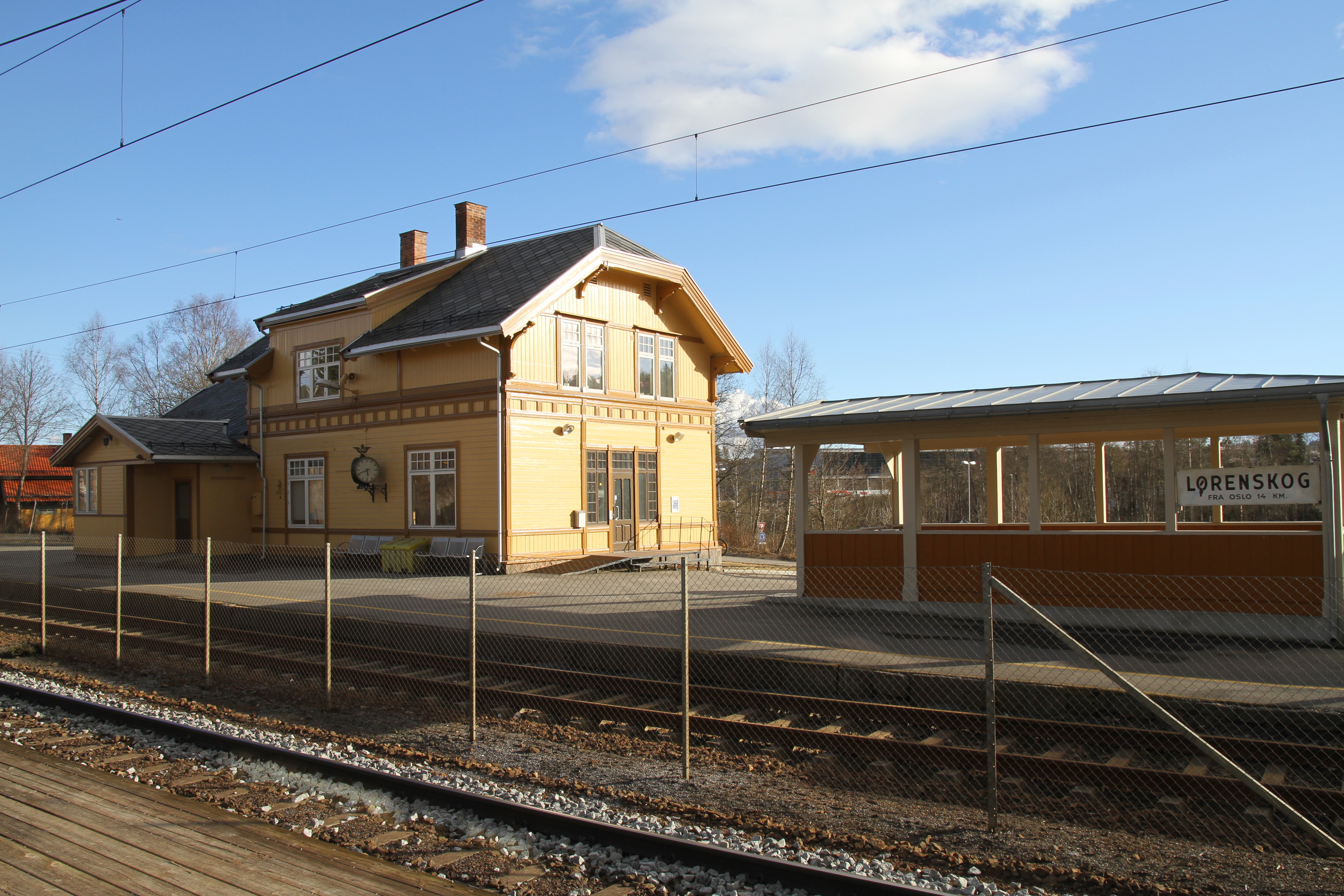 Lørenskog railway station at the Ødegården station-town area