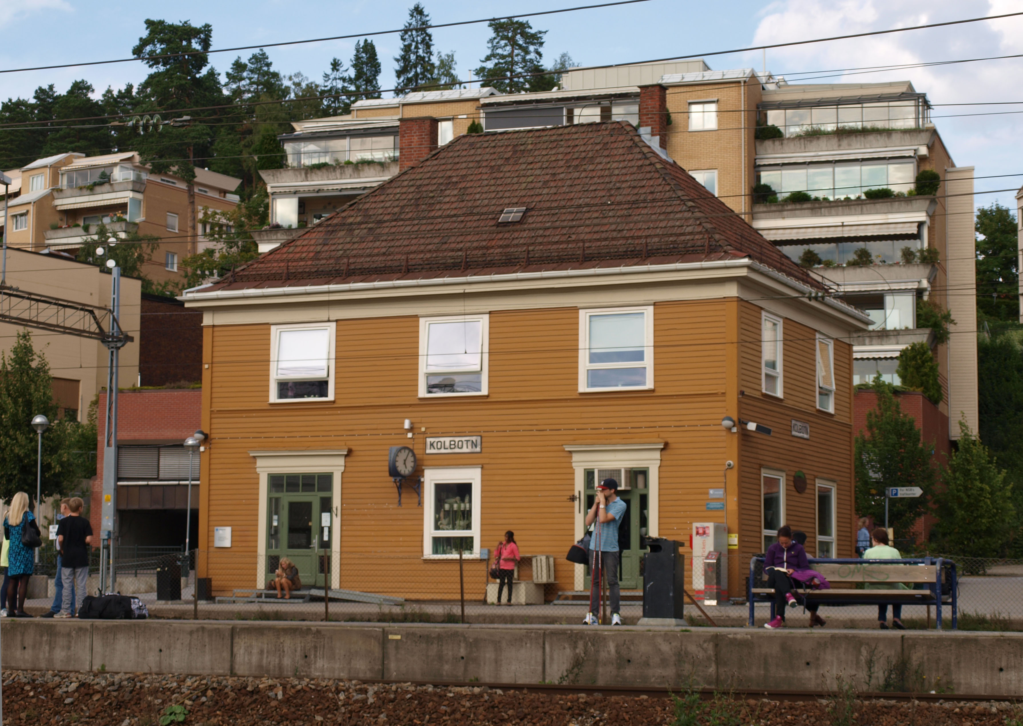 Kolbotn railway station in central Kolbotn