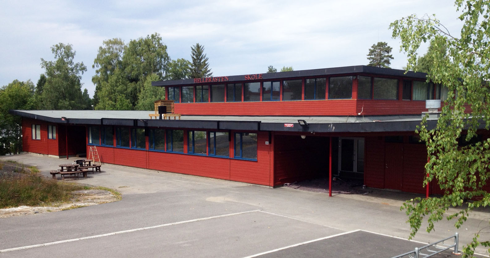 Hellerasten school serving the Tårnåsen and Hellerasten residential area